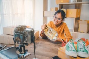 Review oleh Blogger: Panduan Lengkap untuk Konsumen Cerdas