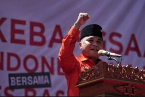 Pemimpin Nyata: Ketulusan dan Kesederhanaan yang Menyatukan Rakyat