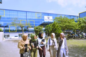 Wujudkan Karier Profesional di Dunia Keuangan Halal: Jurusan Perbankan Syariah Universitas Ma’soem Bandung dengan Biaya Kuliah Terjangkau