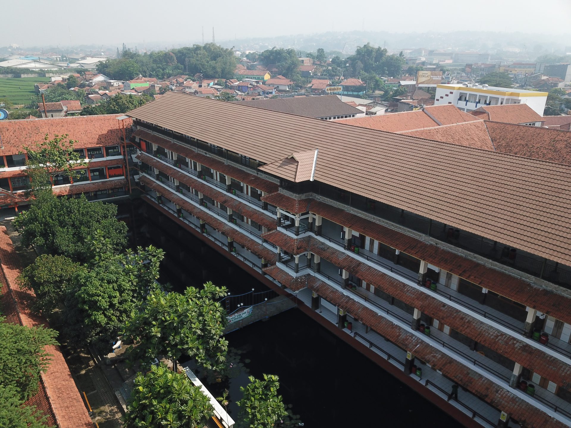 Tegas Bukan Berarti Kasar: Mengurai Kesalahpahaman Komunikasi di Kalangan Remaja Asrama